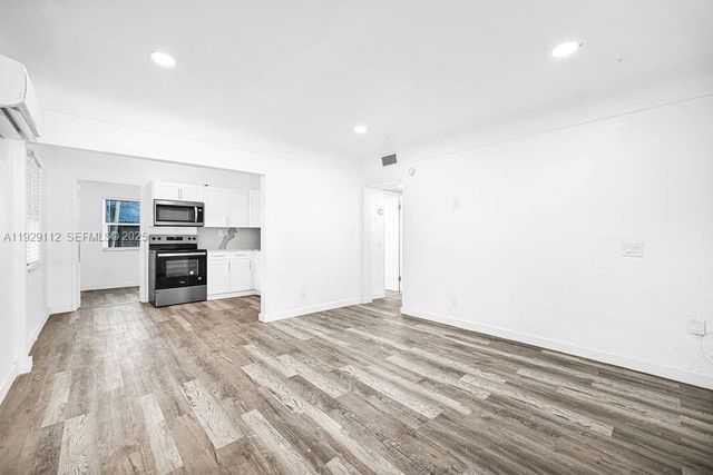 4109 SW 23rd St 1, Fort Lauderdale, FL 33317