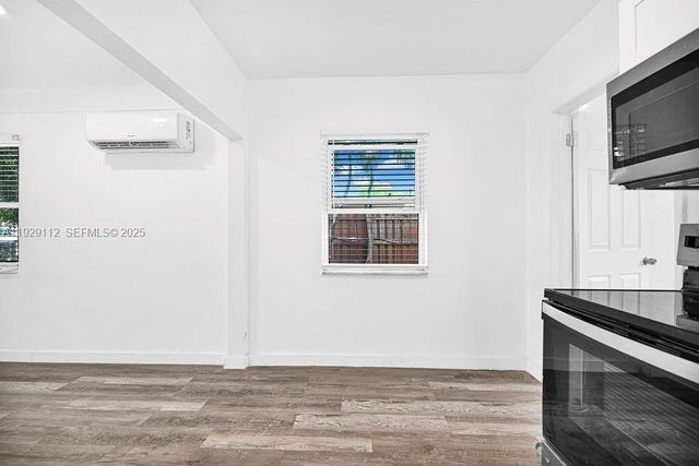 4109 SW 23rd St 1, Fort Lauderdale, FL 33317