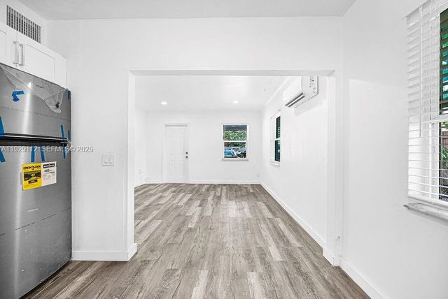 4109 SW 23rd St 1, Fort Lauderdale, FL 33317