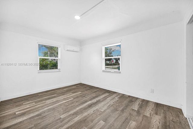 4109 SW 23rd St 1, Fort Lauderdale, FL 33317