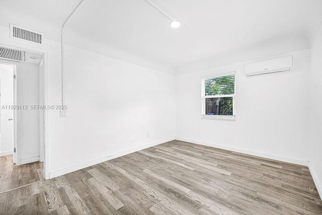 4109 SW 23rd St 1, Fort Lauderdale, FL 33317