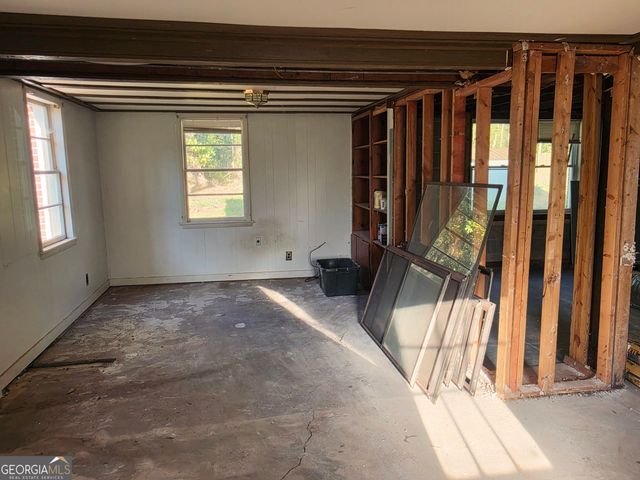 99 Hilltop Lane, Toccoa, GA 30577
