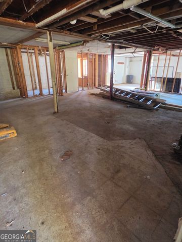 99 Hilltop Lane, Toccoa, GA 30577