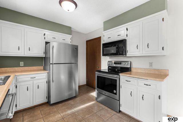 2309 Jean Drive, Fremont, NE 68025