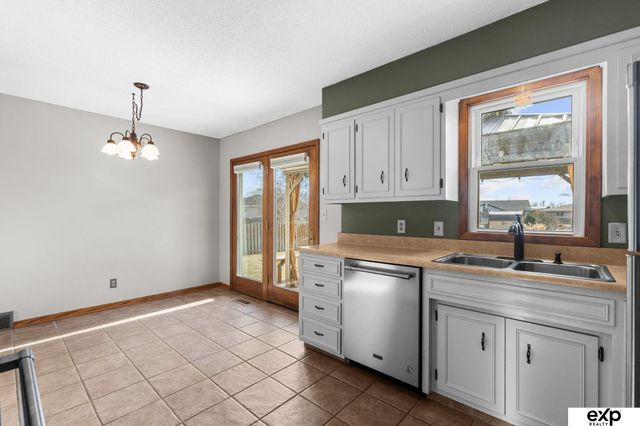 2309 Jean Drive, Fremont, NE 68025