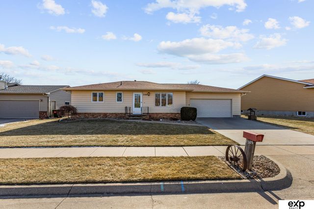 2309 Jean Drive, Fremont, NE 68025