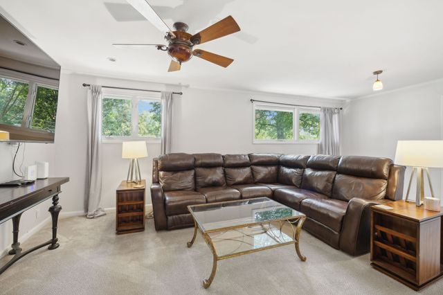 6567 Brownlee Dr, Nashville, TN 37205