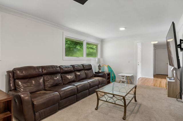 6567 Brownlee Dr, Nashville, TN 37205