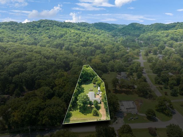 6567 Brownlee Dr, Nashville, TN 37205