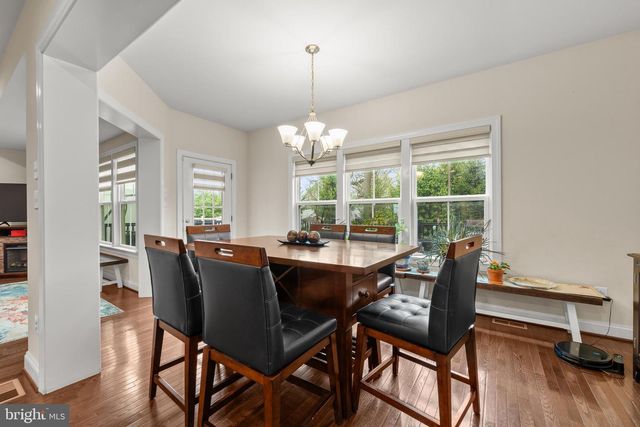 408 QUARRY POINT RD, Malvern, PA 19355