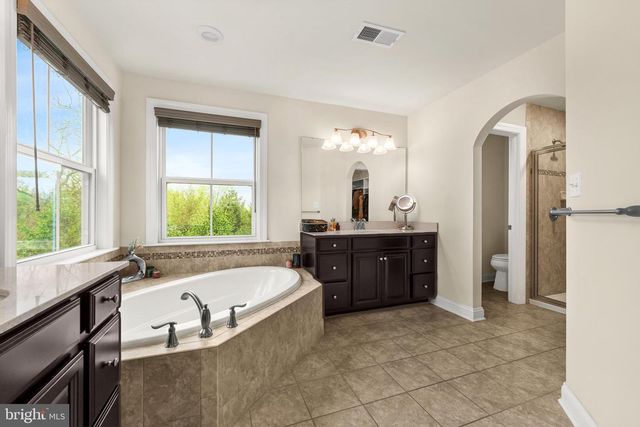 408 QUARRY POINT RD, Malvern, PA 19355