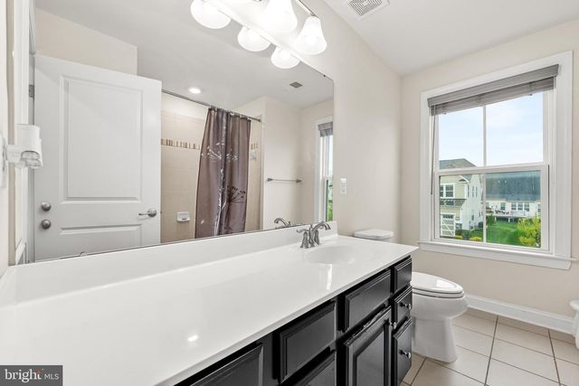 408 QUARRY POINT RD, Malvern, PA 19355