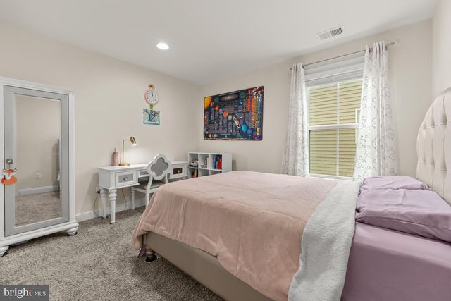 408 QUARRY POINT RD, Malvern, PA 19355