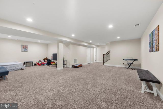 408 QUARRY POINT RD, Malvern, PA 19355