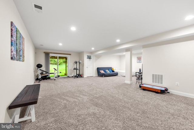 408 QUARRY POINT RD, Malvern, PA 19355