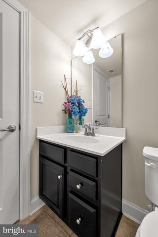 408 QUARRY POINT RD, Malvern, PA 19355