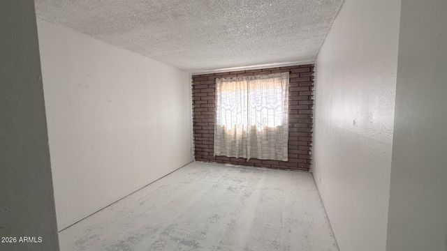 1802 W DARREL Road, Phoenix, AZ 85041