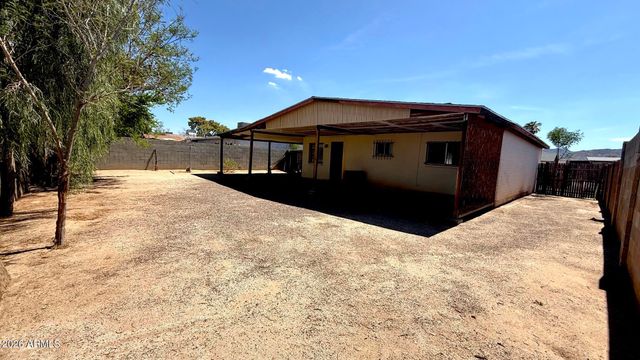 1802 W DARREL Road, Phoenix, AZ 85041