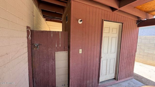 1802 W DARREL Road, Phoenix, AZ 85041