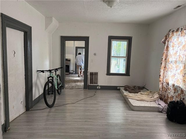 87 Peach Street, Buffalo, NY 14204