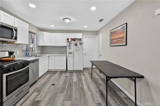 1565 E Santa Fe, Merced, CA 95340