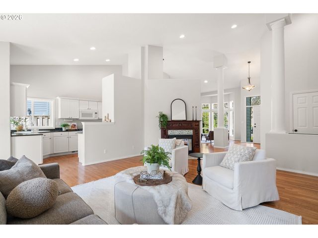 17786 Sw FREDERICK Ln, Sherwood, OR 97140