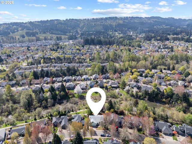 17786 Sw FREDERICK Ln, Sherwood, OR 97140