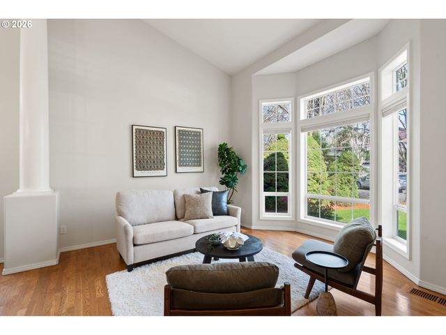 17786 Sw FREDERICK Ln, Sherwood, OR 97140