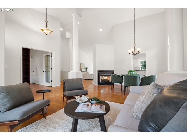 17786 Sw FREDERICK Ln, Sherwood, OR 97140