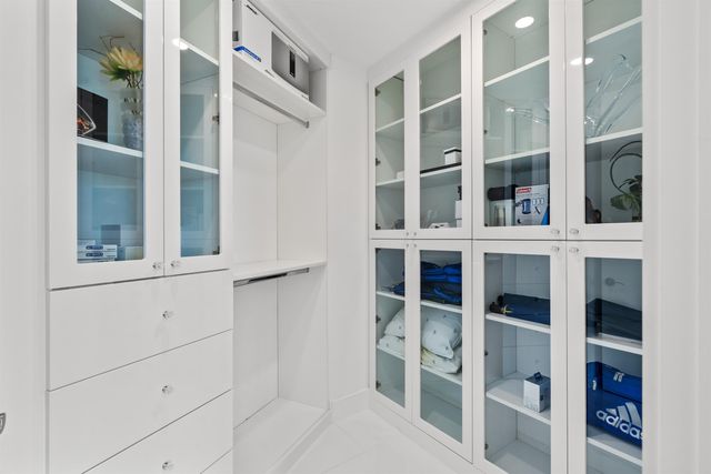 1200 Hillsboro Mile 1305, Hillsboro Beach, FL 33062