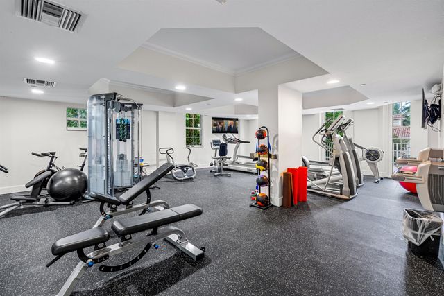 1200 Hillsboro Mile 1305, Hillsboro Beach, FL 33062