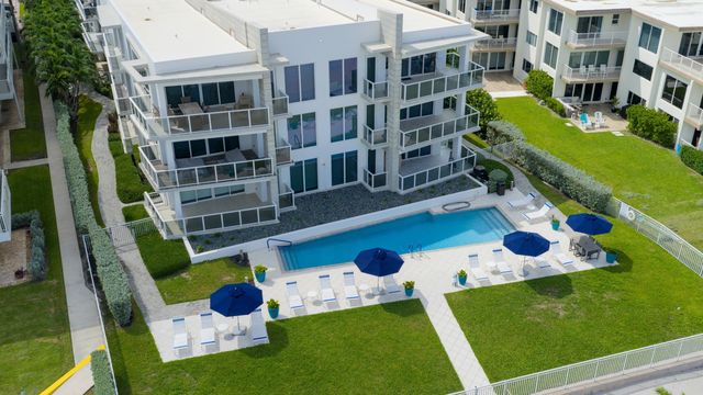 1200 Hillsboro Mile 1305, Hillsboro Beach, FL 33062