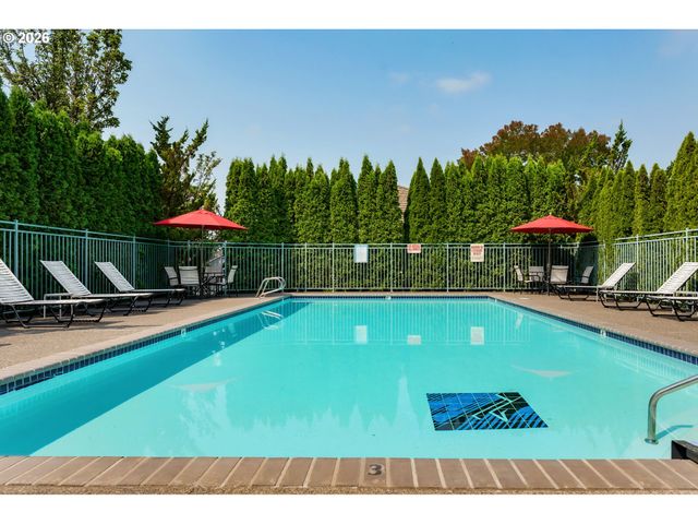 9837 Nw SILVER RIDGE Loop Nw, Portland, OR 97229