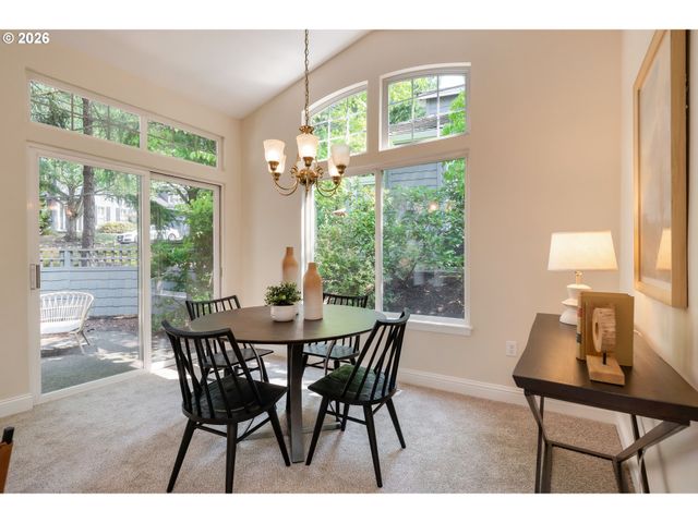 9837 Nw SILVER RIDGE Loop Nw, Portland, OR 97229