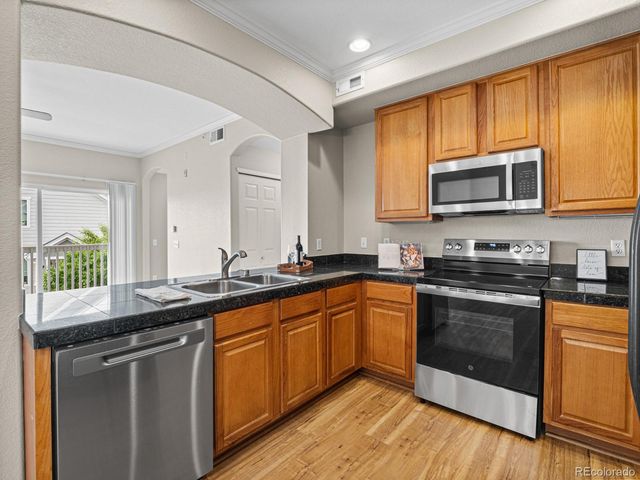 1821 S Dunkirk Street 307, Aurora, CO 80017