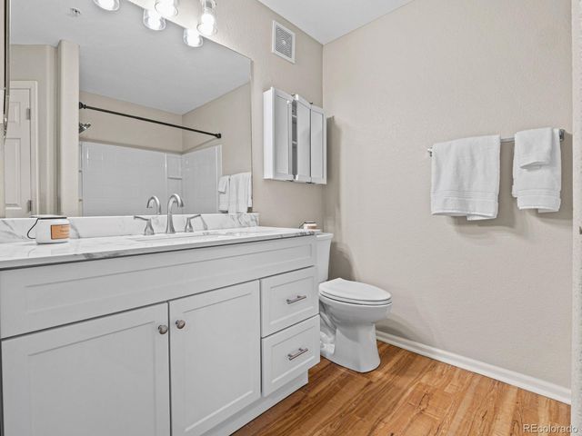 1821 S Dunkirk Street 307, Aurora, CO 80017