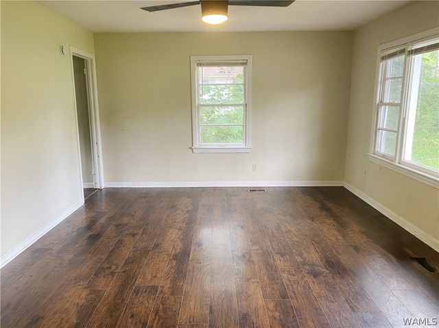 4229 6th E, Tuscaloosa, AL 35404
