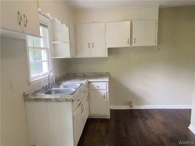 4229 6th E, Tuscaloosa, AL 35404