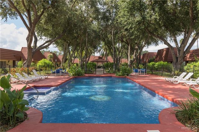 200 E Yuma Avenue 36, Mcallen, TX 78503