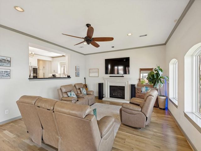 7312 Offats Point Circle, Galveston, TX 77551