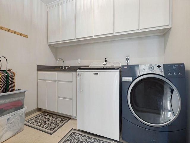 7312 Offats Point Circle, Galveston, TX 77551