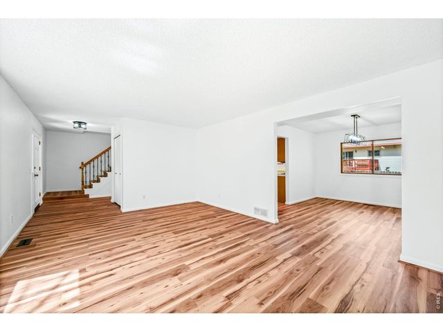 2942 Spinnaker Pl, Longmont, CO 80503