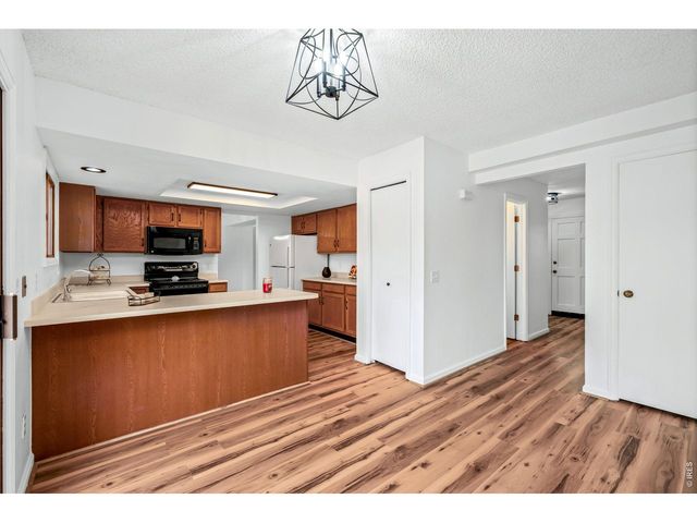 2942 Spinnaker Pl, Longmont, CO 80503