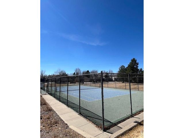 2942 Spinnaker Pl, Longmont, CO 80503