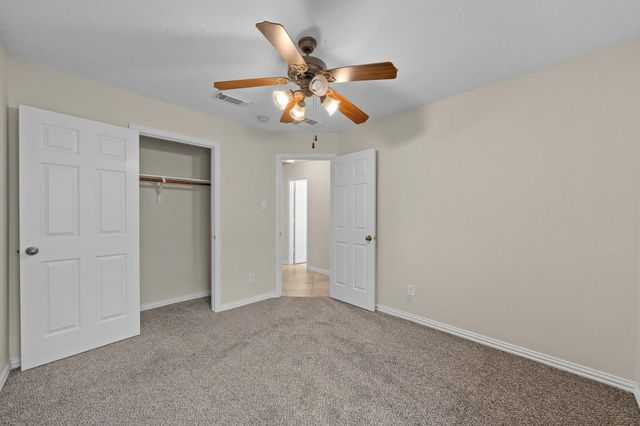 7418 Parkcross Place, Cypress, TX 77433
