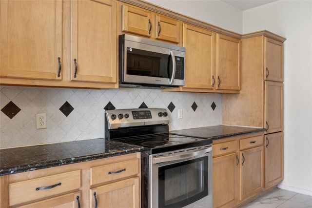 20747 Settlers Lake Circle N, Katy, TX 77449