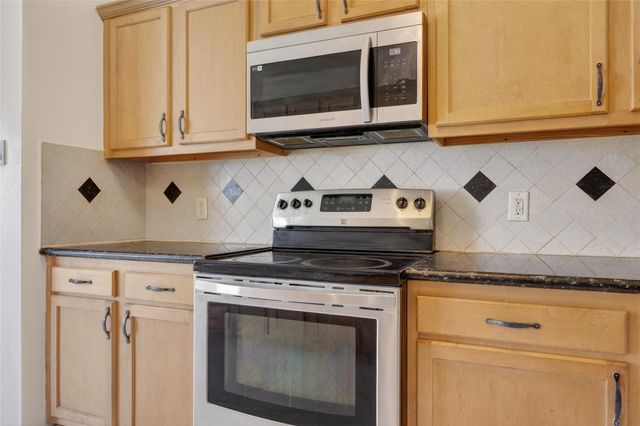 20747 Settlers Lake Circle N, Katy, TX 77449