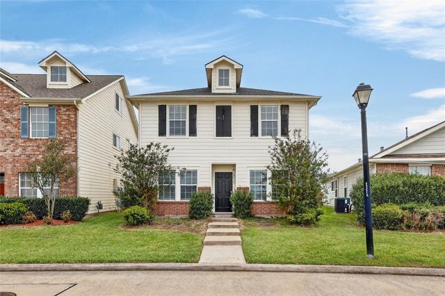 20747 Settlers Lake Circle N, Katy, TX 77449