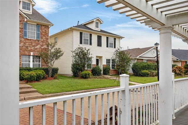 20747 Settlers Lake Circle N, Katy, TX 77449