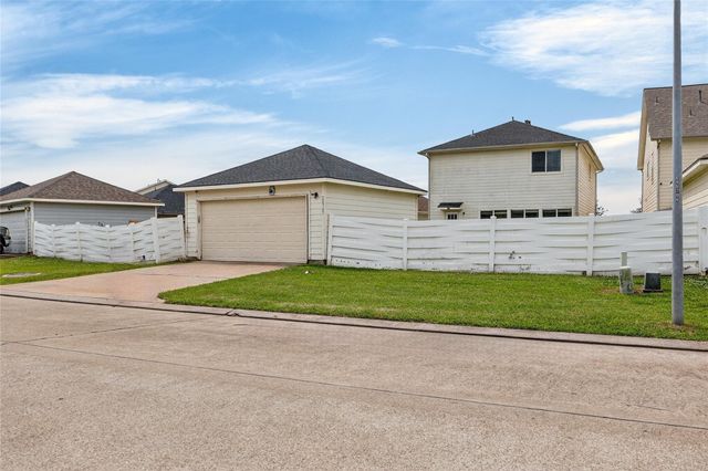 20747 Settlers Lake Circle N, Katy, TX 77449